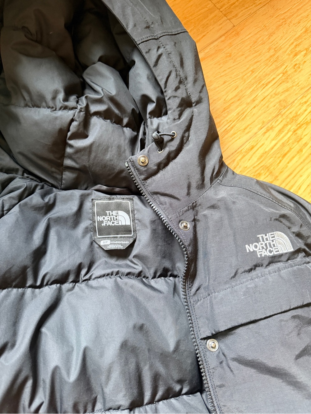 The North Face Women's Down Parka - Picture 4 of 4